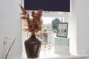 HIGH STREET- click for photo gallery